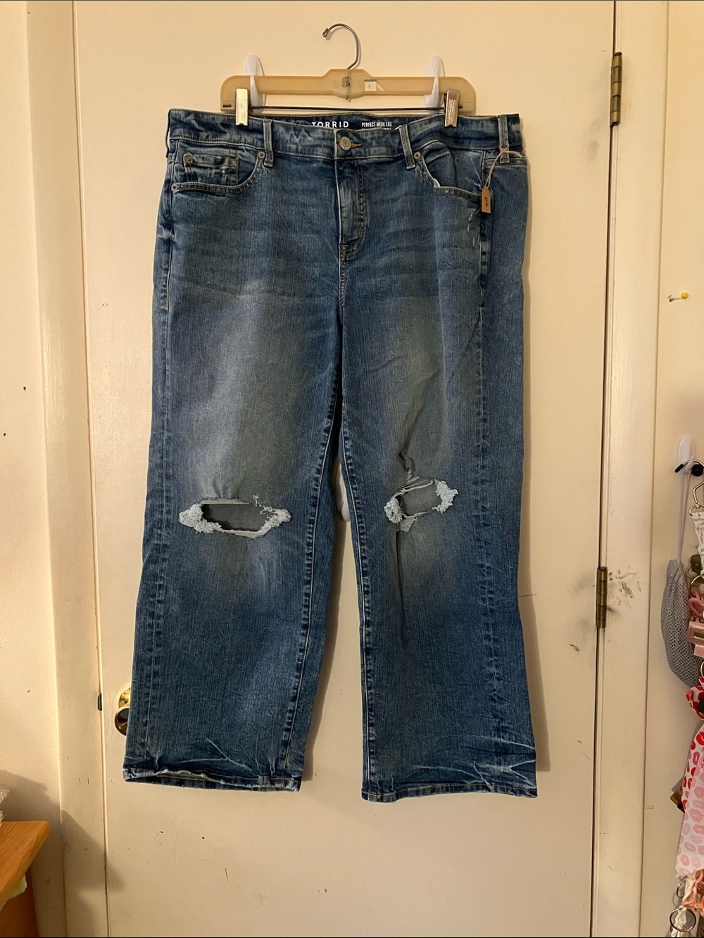 torrid size 16S Perfect Wide Leg Vintage Stretch Mid-Rise Jeans NWT